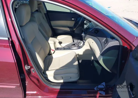 2016 Acura Ilx Premium Package/Technology Plus Package из США, поврежденный, VIN 19UDE2F77GA002627